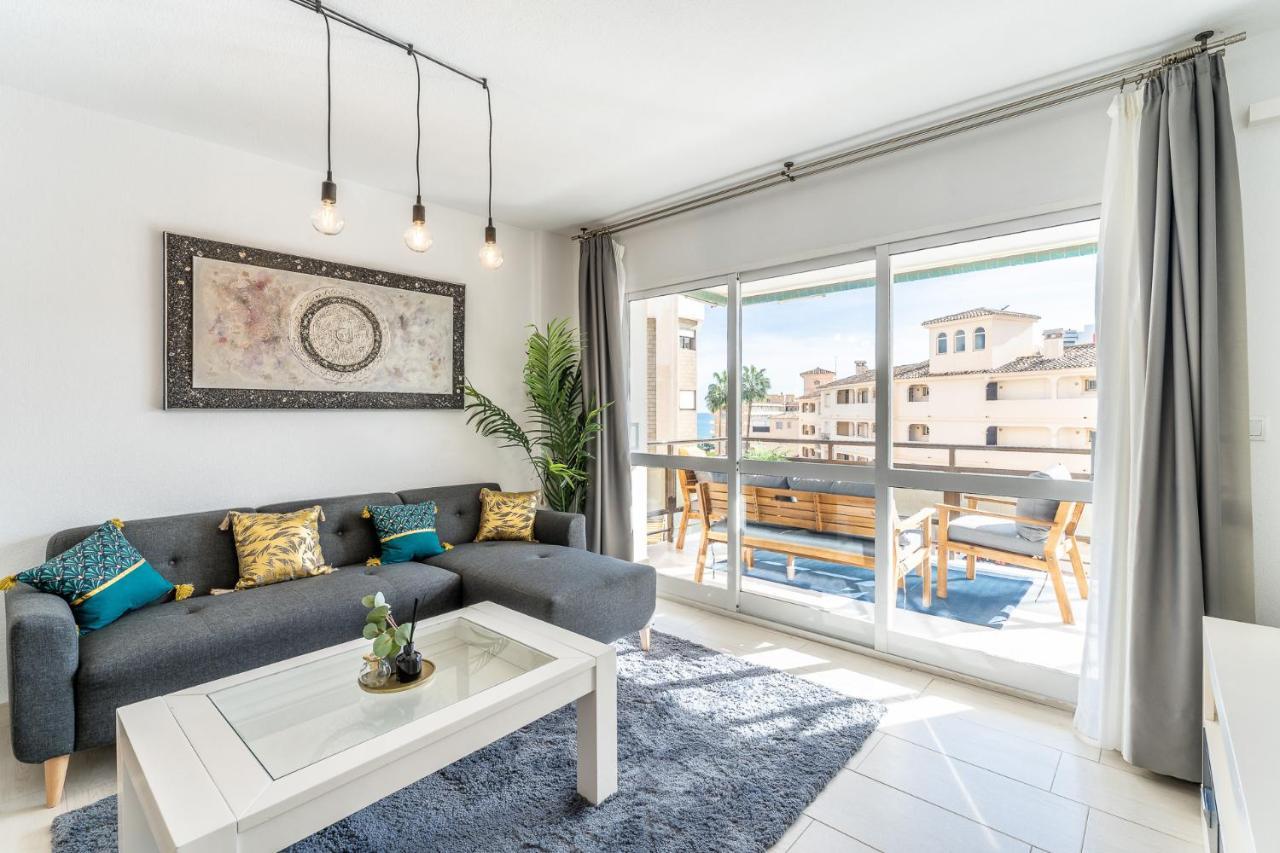 Sea View 2 Bedroom Apartment 2 Min Away From The Beach 토레몰리노스 외부 사진