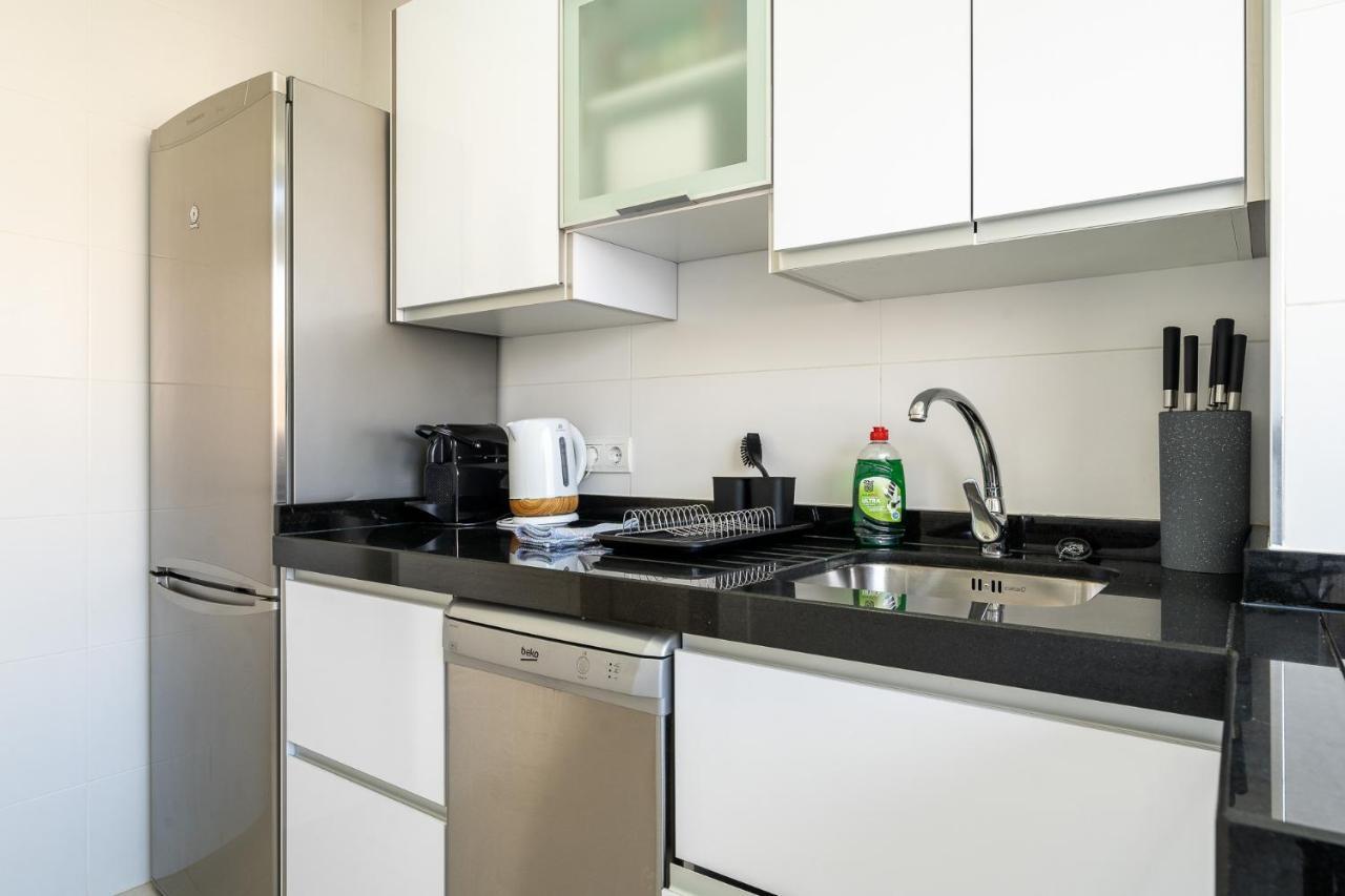 Sea View 2 Bedroom Apartment 2 Min Away From The Beach 토레몰리노스 외부 사진
