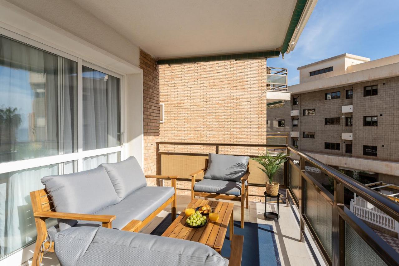 Sea View 2 Bedroom Apartment 2 Min Away From The Beach 토레몰리노스 외부 사진
