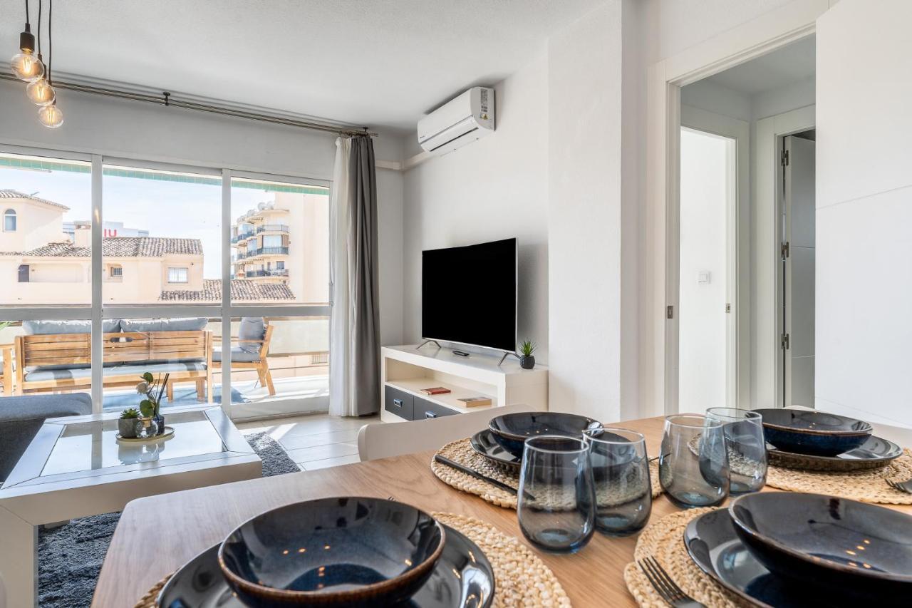 Sea View 2 Bedroom Apartment 2 Min Away From The Beach 토레몰리노스 외부 사진